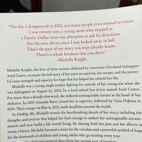 Finding Me and Hope Memoirs (Book Bundle) Nonfiction - Picture 7 of 10